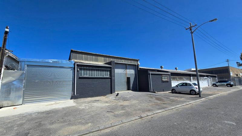 To Let commercial Property for Rent in Parow East Western Cape